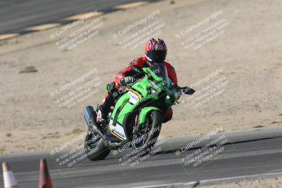 media/Oct-30-2025-Racers Edge (Thu) [[dabbdaf680]]/3-B Group/Session 2 (Bowl Exit)/